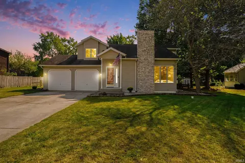 26892 Deer Creek Ln, Elkhart, IN 46514
