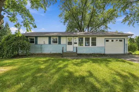 2010 Tweedwood Cir, New Haven, IN 46774