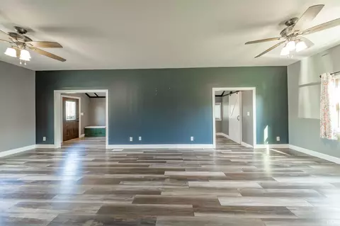 Living - 313 S Walnut St, Mount Summit, IN 47361 photo 3 of 4