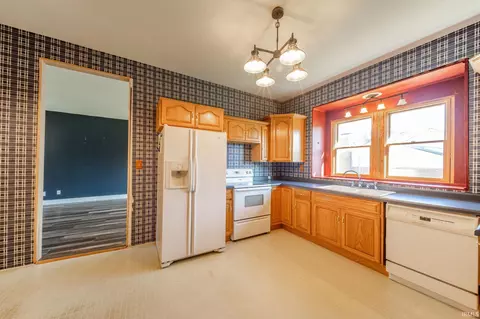 Kitchen - 313 S Walnut St, Mount Summit, IN 47361 photo 3 of 3