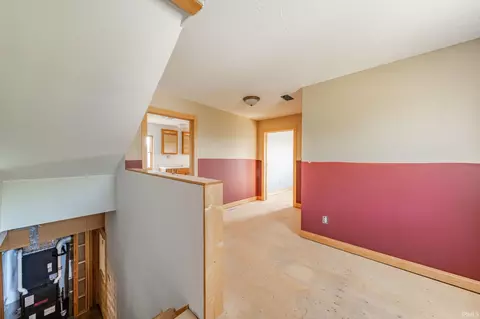 Entry Way - 313 S Walnut St, Mount Summit, IN 47361 photo 4 of 5