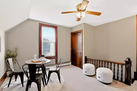 Entry Way - Undisclosed, Windfall, IN 46076 photo 2 of 2