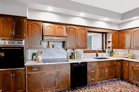 Kitchen - Undisclosed, Windfall, IN 46076 photo 3 of 4