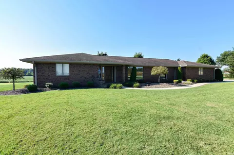 2000 W Boonville New Harmony Rd, Evansville, IN 47725