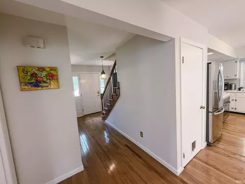Entry Way - 4520 E Cambridge Ct, Bloomington, IN 47408 photo 1 of 7