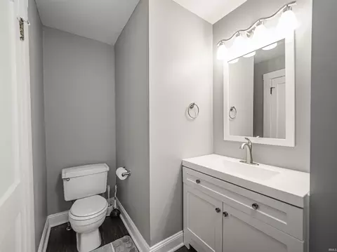 Bath - 219 E 2nd St, Mount Vernon, IN 47620 photo 5 of 5