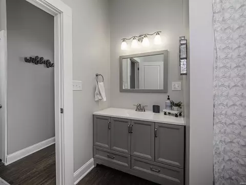 Bath - 219 E 2nd St, Mount Vernon, IN 47620 photo 3 of 5
