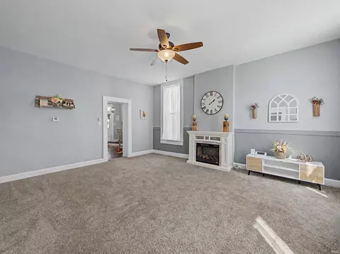 Living - 219 E 2nd St, Mount Vernon, IN 47620 photo 1 of 3