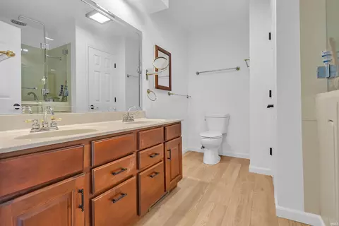 Bath - 1006 E Sherbrooke Dr, Bloomington, IN 47401 photo 1 of 5