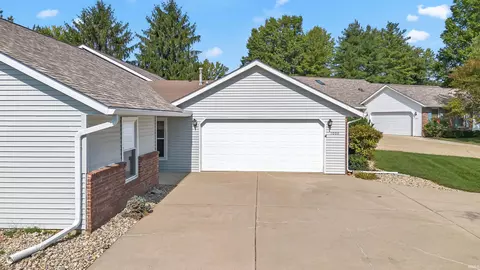 Exterior - 1006 E Sherbrooke Dr, Bloomington, IN 47401 photo 2 of 3
