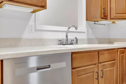 Kitchen - 1006 E Sherbrooke Dr, Bloomington, IN 47401 photo 5 of 5