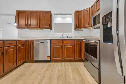 Kitchen - 1006 E Sherbrooke Dr, Bloomington, IN 47401 photo 2 of 5