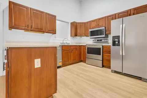 Kitchen - 1006 E Sherbrooke Dr, Bloomington, IN 47401 photo 1 of 5
