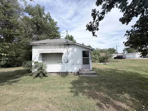 4400 W 250 S Rd, Russiaville, IN 46979