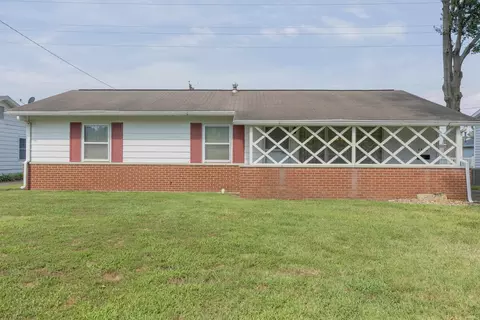 4500 Longfield Dr, Evansville, IN 47710