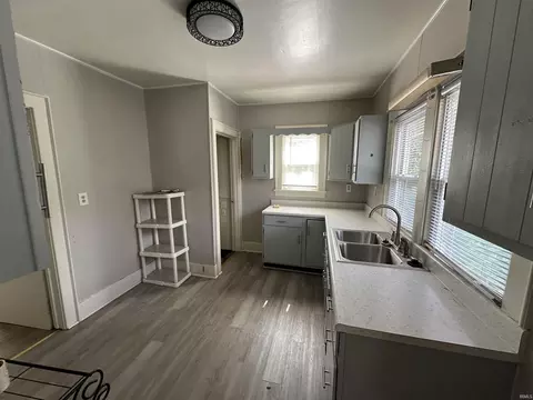 Kitchen - 909 E Taylor St, Kokomo, IN 46901 photo 1 of 3