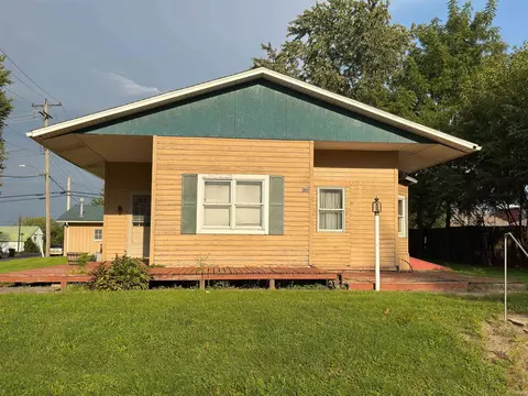 125 High St, Geneva, IN 46740