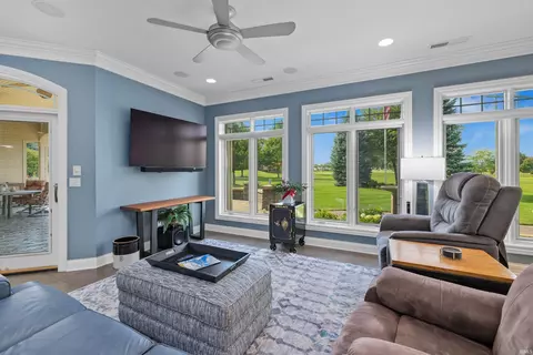Living - 1802 Bent Tree Ct, Auburn, IN 46706 photo 5 of 5