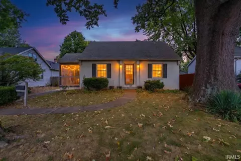 3306 Bayard Park Dr, Evansville, IN 47714