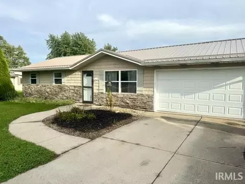 21724 N State Rd 101, Woodburn, IN 46797