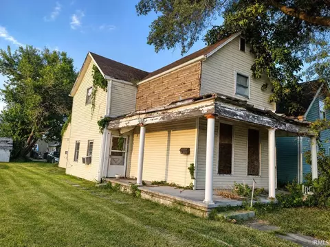 221 W Columbia St, Evansville, IN 47710