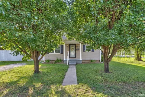 1829 Monroe Ave, Evansville, IN 47714