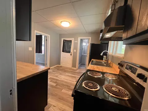 Kitchen - 274 Third Ave, Jasper, IN 47546 photo 3 of 3