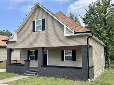 114 S Lincoln St, Oakland City, IN 47660