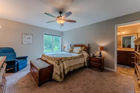 Bedroom - 200 W Winterhaven Dr, Warren, IN 46792 photo 2 of 4