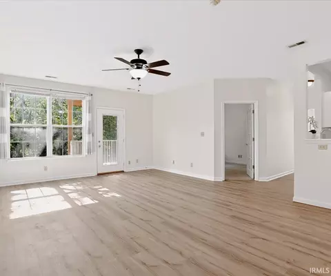Living - 3707 E Barrington Dr #D204, Bloomington, IN 47408 photo 1 of 6