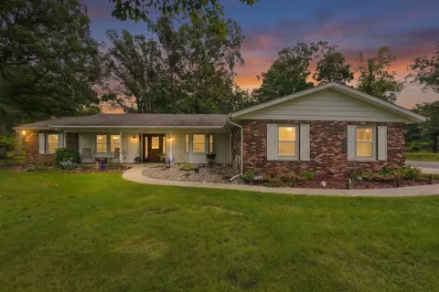2878 E Hickory Ln, Columbia City, IN 46725