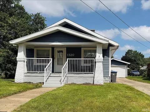 1320 E Beardsley Ave, Elkhart, IN 46514