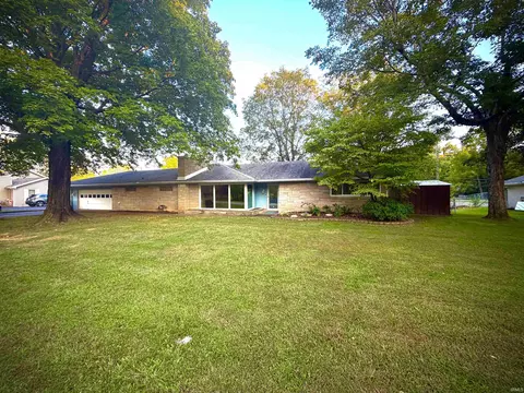 2813 Wayside Dr, Evansville, IN 47711