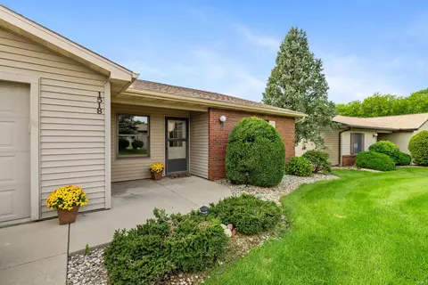 1518 E Kammerer Rd, Kendallville, IN 46755
