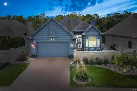709 Bittersweet Cove Dr, Mishawaka, IN 46544