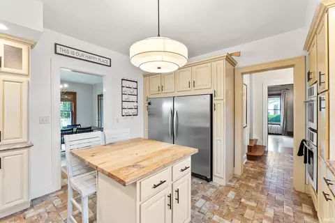 Kitchen - 207 E Main St, Mentone, IN 46539 photo 3 of 6