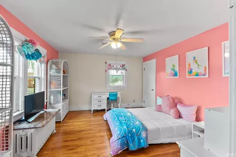 Bedroom - 207 E Main St, Mentone, IN 46539 photo 3 of 10