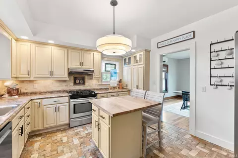 Kitchen - 207 E Main St, Mentone, IN 46539 photo 2 of 6