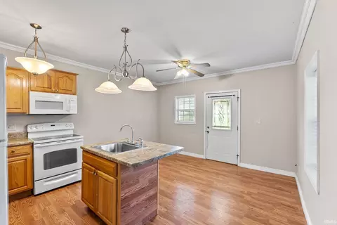 Kitchen - 207 E Main St, Mentone, IN 46539 photo 5 of 6