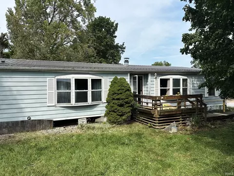 5835 E Schrader Rd, Columbia City, IN 46725