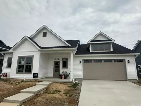 7659 W Julia Dr, Ellettsville, IN 47429