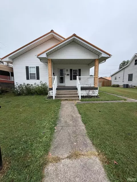 313 S Park Ave, Jasonville, IN 47438