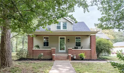 640 W Boonville-new Harmony Rd, Evansville, IN 47725