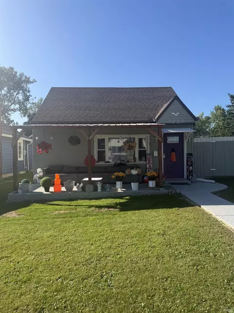 3222 Harvester Ave, Fort Wayne, IN 46803