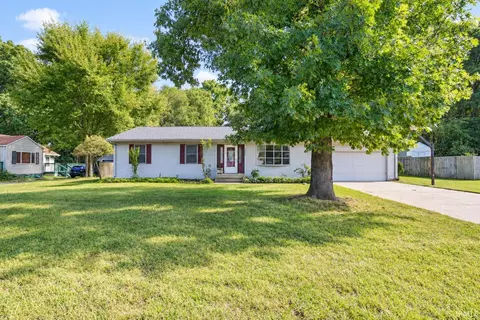 52960 Hastings St, South Bend, IN 46637