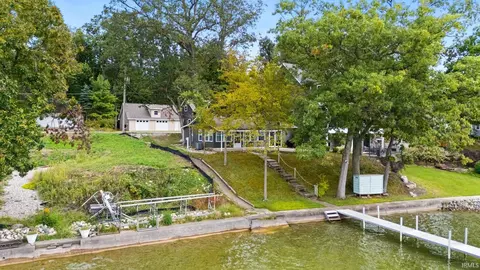 3505 W Sycamore Beach Rd, Angola, IN 46703