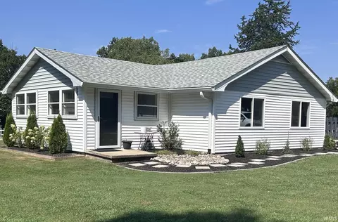 Exterior - 818 Union St, Covington, IN 47932 photo 3 of 15