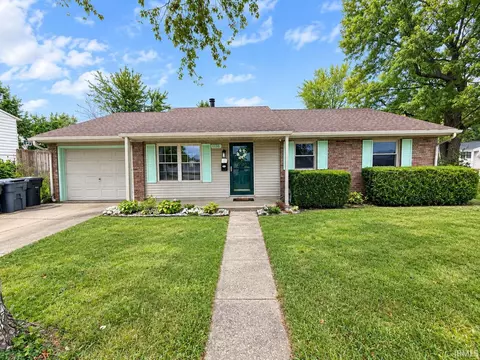 1001 Old Post Rd, Evansville, IN 47710