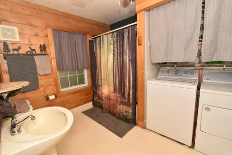 Bath - 1412 E 200 S, Fowler, IN 47944 photo 1 of 2
