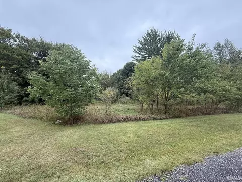 S Mellwood Park Dr. E Drive, Kimmell, IN 46760